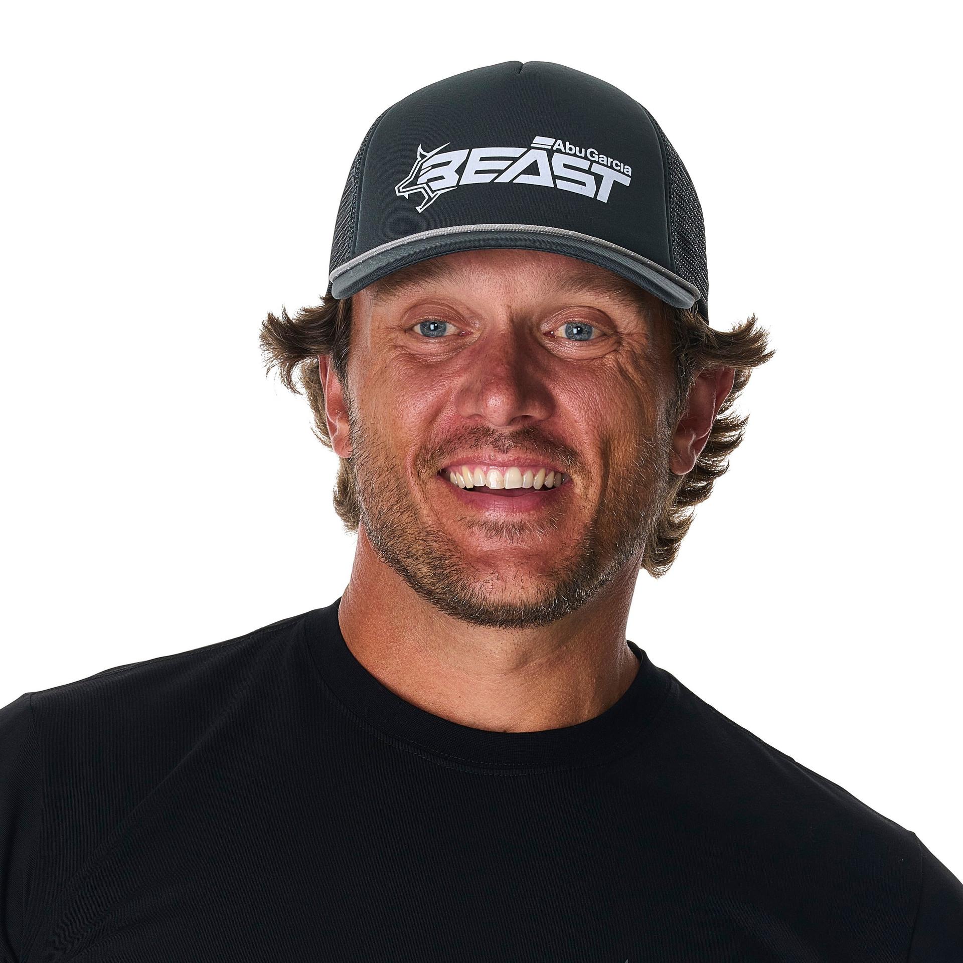 Beast™ Reflective Logo Foam Rope Trucker | Abu Garcia®